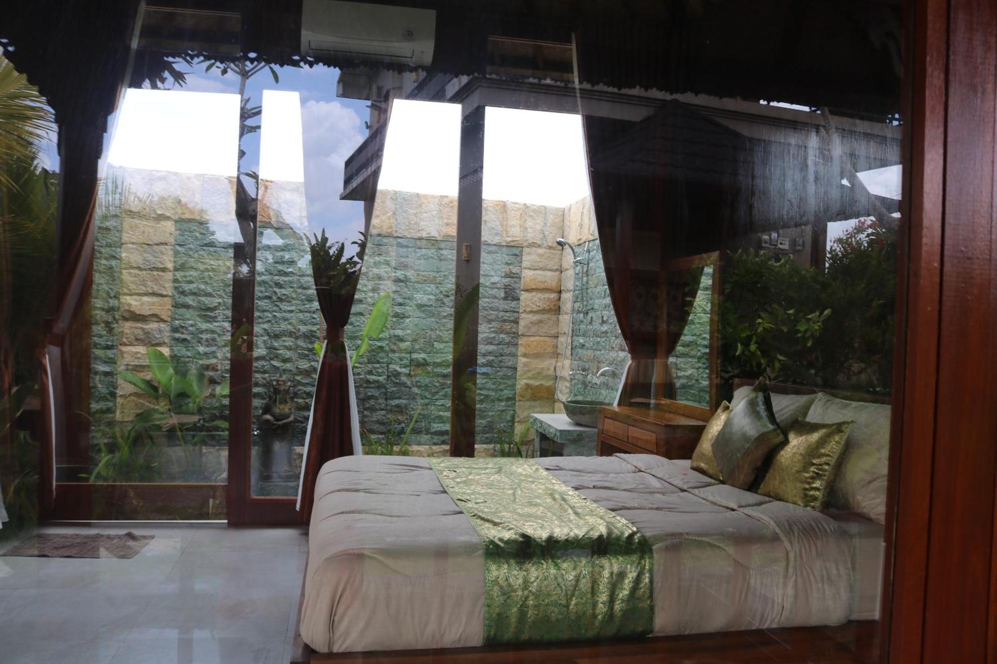 Mancur Guesthouse Ubud  Bagian luar foto