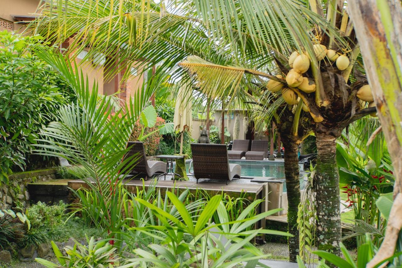 Mancur Guesthouse Ubud  Bagian luar foto