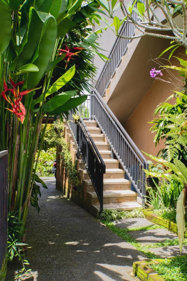 Mancur Guesthouse Ubud  Bagian luar foto