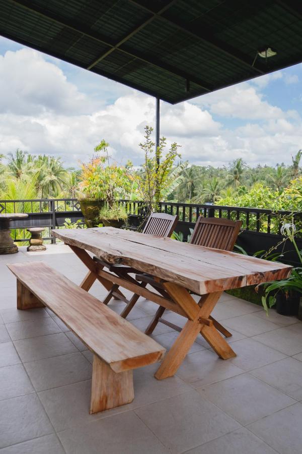 Mancur Guesthouse Ubud  Bagian luar foto