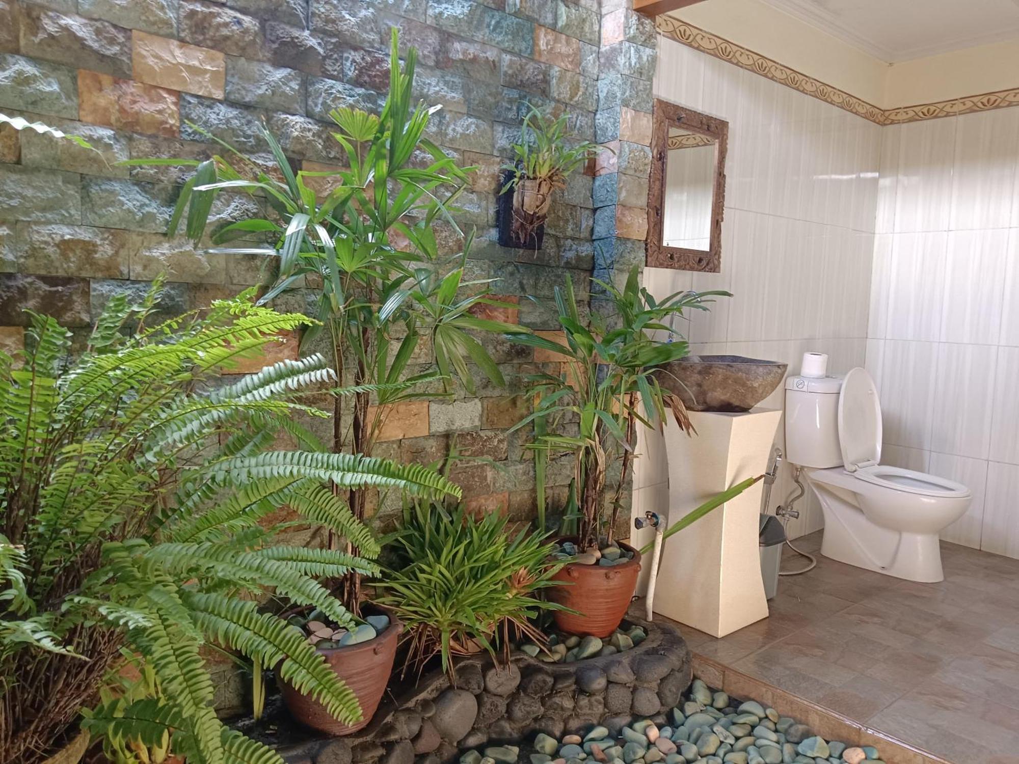 Mancur Guesthouse Ubud  Bagian luar foto